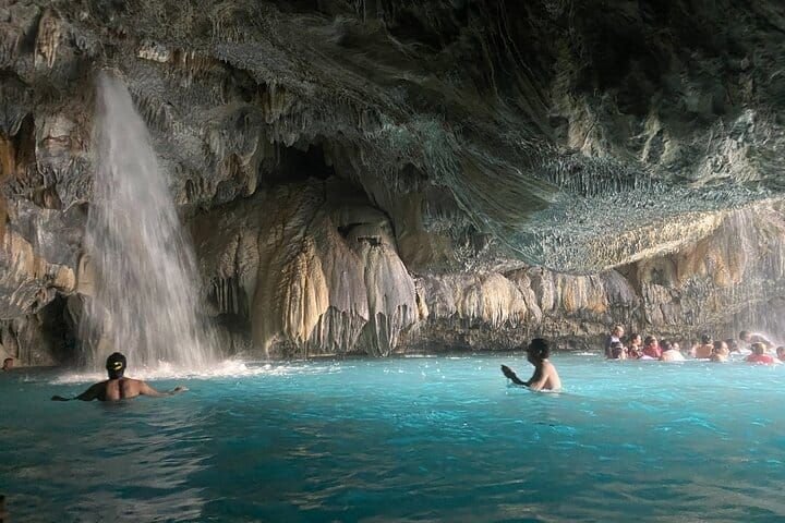El interior de las grutas